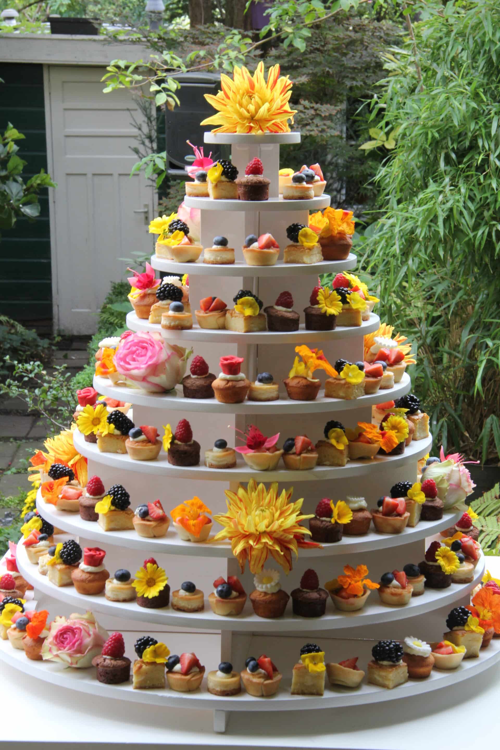 Zoete hapjes etagere (6)